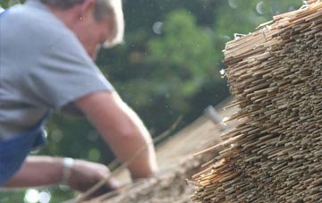 professional Baleromindubh Glac Mhor thatchers